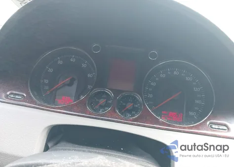 2007 Volkswagen Passat 2.0T z USA, uszkodzony, nr VIN WVWTK93C57E016743